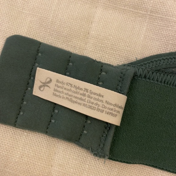 Lively Bralette - Picture 6 of 8